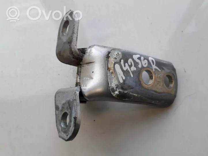 Toyota RAV 4 (XA30) Front door upper hinge 