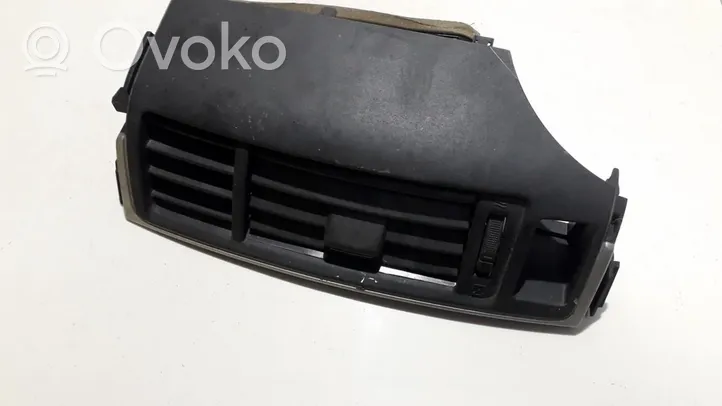 Toyota Verso Šoninės oro grotelės 556700f040