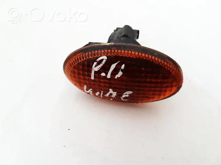 Subaru Legacy Front fender indicator light 