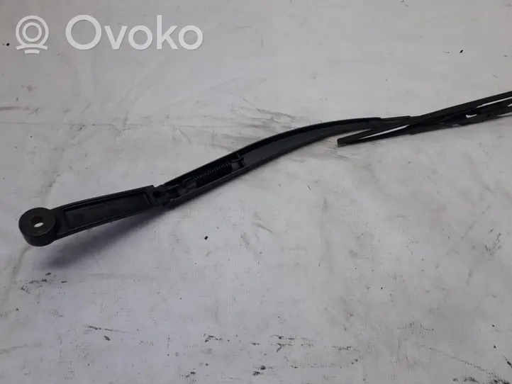 KIA Ceed Front wiper blade arm 