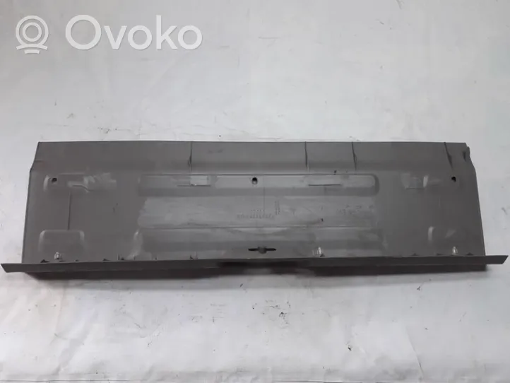 Mitsubishi Grandis Kita bagažinės apdailos detalė MR576079