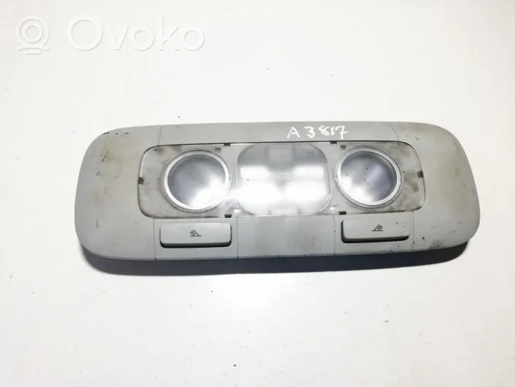 Volkswagen Golf V Lampka podsufitki tylna 1k0947291