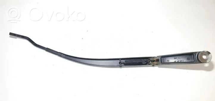 KIA Ceed Front wiper blade arm 00s51f057
