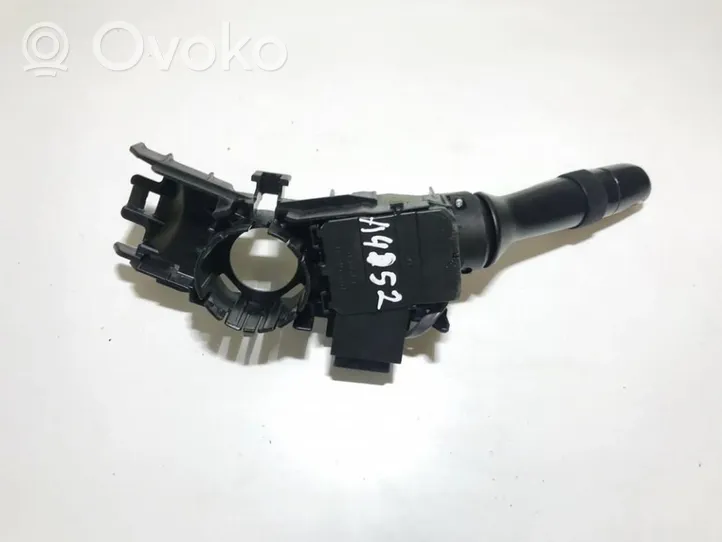 Toyota Avensis T270 Leva comando tergicristalli 17f144