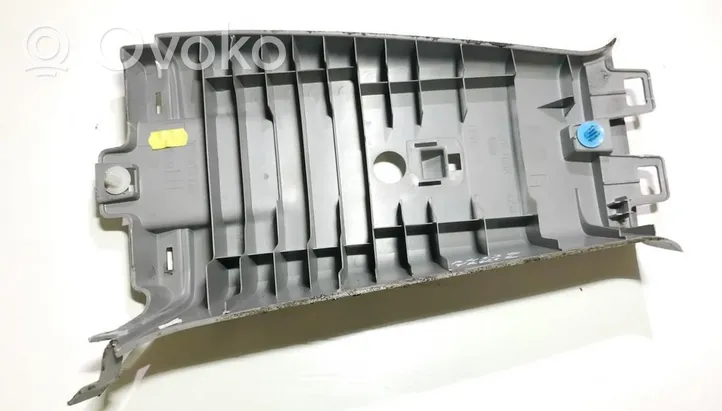 Toyota Yaris Kita salono detalė 42568