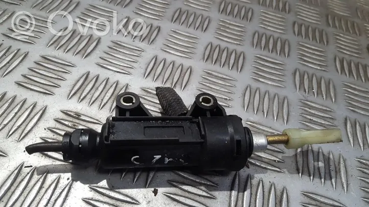 BMW 1 E81 E87 Główny cylinder sprzęgła 21526758822