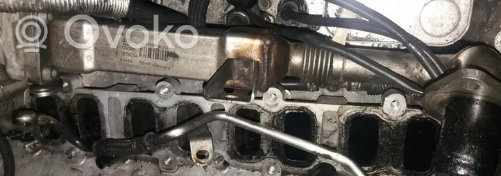 Audi A8 S8 D3 4E EGR-venttiili/lauhdutin 057131512G