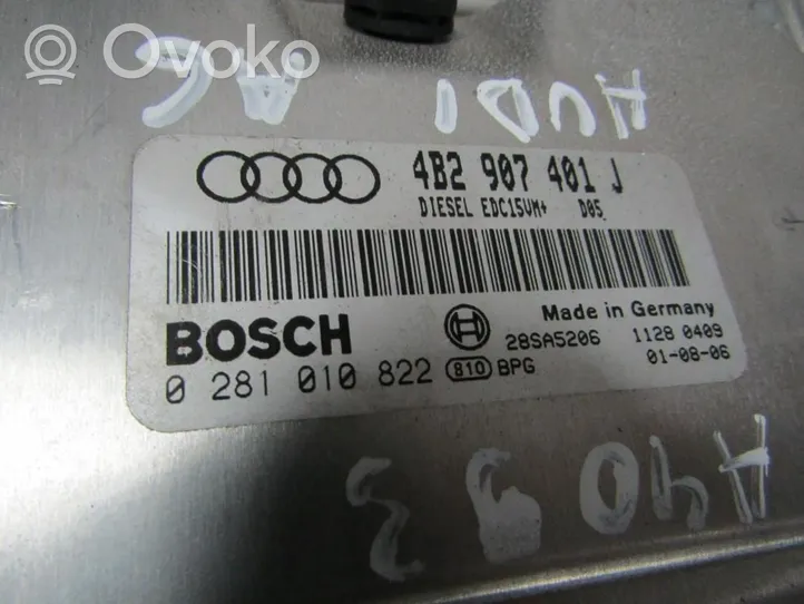 Audi A6 S6 C5 4B Moottorin ohjainlaite/moduuli 4B2907401J