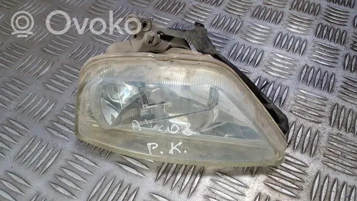 Ford Focus Światło przeciwmgłowe przednie 2M5115201AH