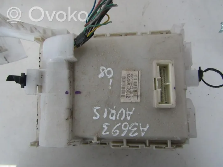 Toyota Auris 150 Fuse box set 8273002120A