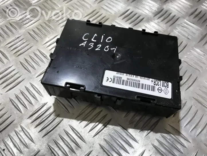 Renault Clio III Module confort 8200652286