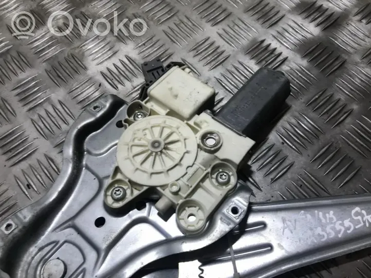 Toyota Avensis T250 Rear door window regulator motor 6984005100