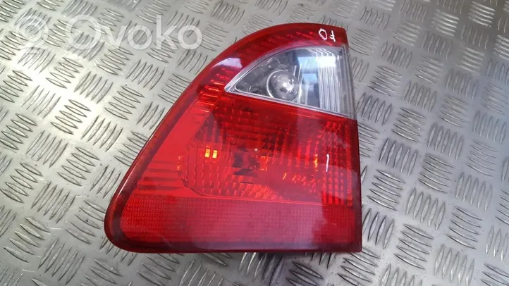 Ford Galaxy Lampy tylnej klapy bagażnika 