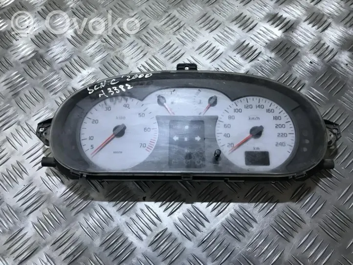 Renault Scenic I Speedometer (instrument cluster) P8200038783