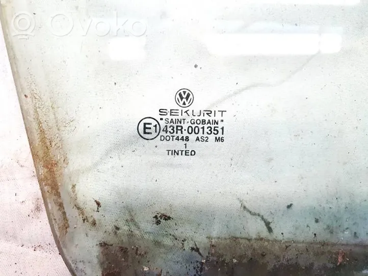 Volkswagen Golf III Vetro del finestrino della portiera anteriore - quattro porte 43r001351