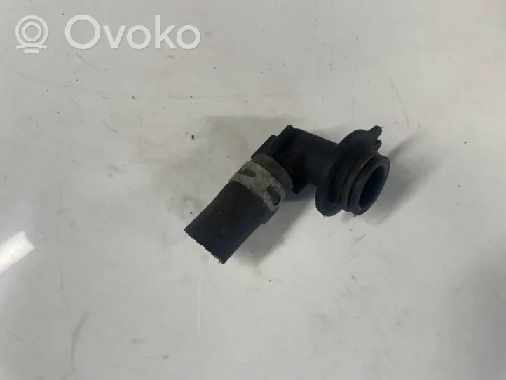 Volvo V50 Moottorin vesijäähdytyksen putki/letku 6790862670