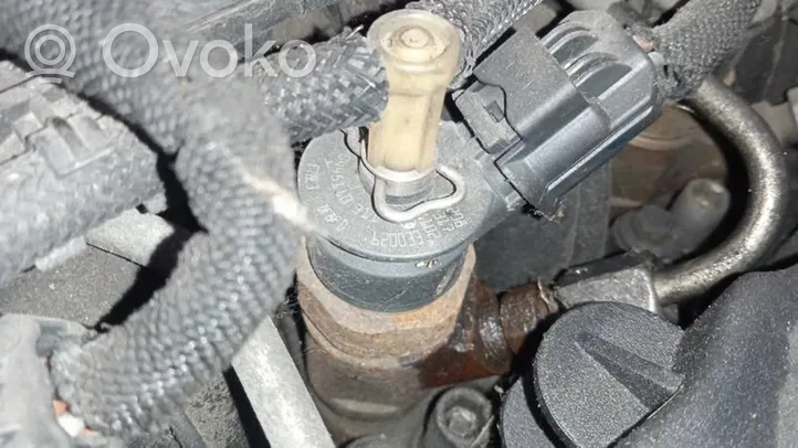 Citroen Berlingo Injecteur de carburant 0445110311