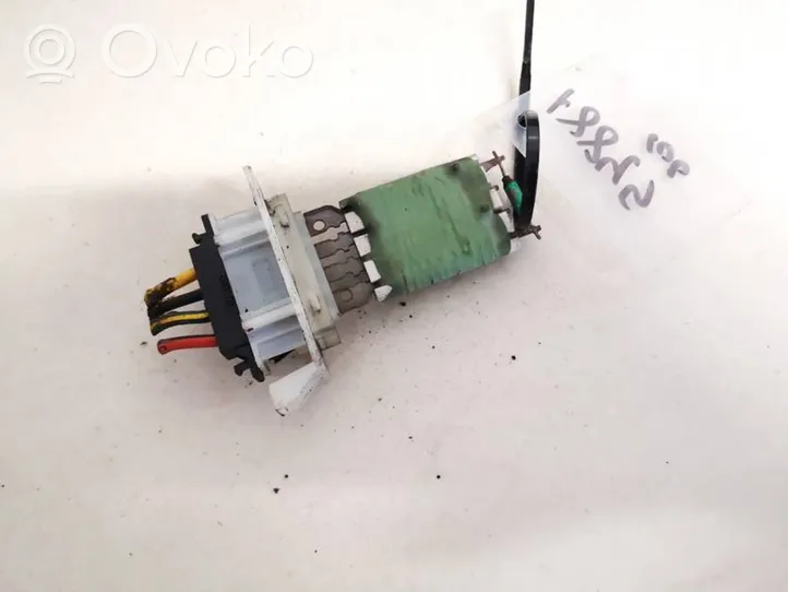 Volkswagen Golf VI Heater blower motor/fan resistor 