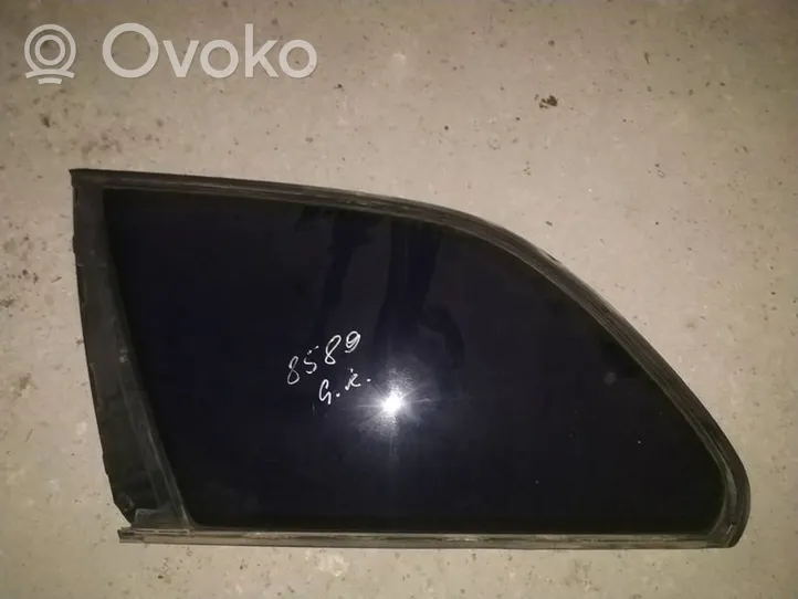 BMW 5 E39 Rear side window/glass 