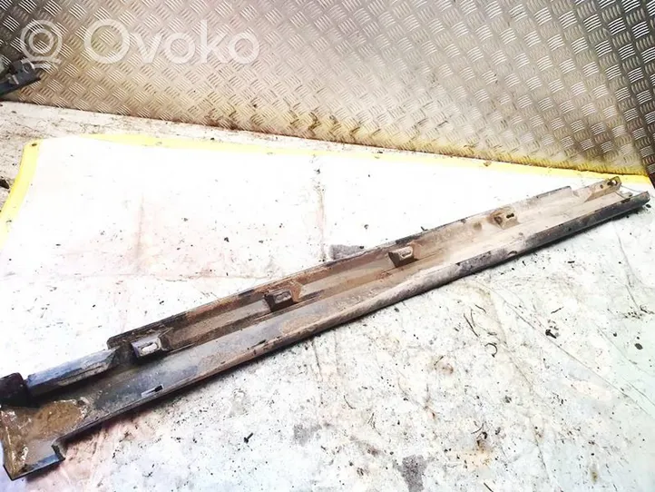 Volkswagen PASSAT B6 Sill 