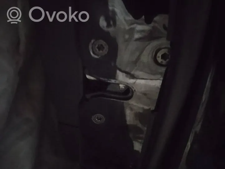 Volvo XC90 Priekinė durų spyna 