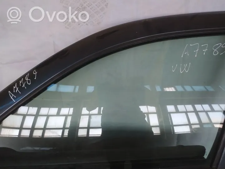 Volkswagen Bora Vetro del finestrino della portiera anteriore - quattro porte 
