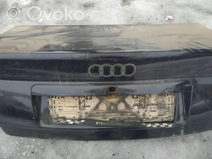 Audi A4 S4 B5 8D Takaluukun/tavaratilan kansi melynas