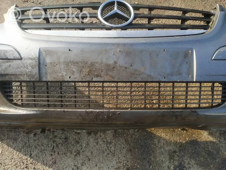 Mercedes-Benz A W169 Grille inférieure de pare-chocs avant 