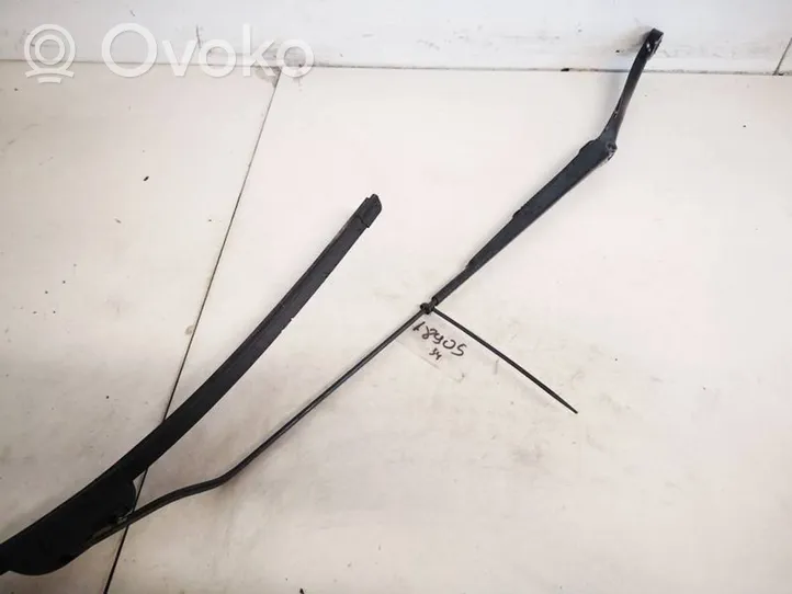Peugeot 307 Front wiper blade arm 9649532780