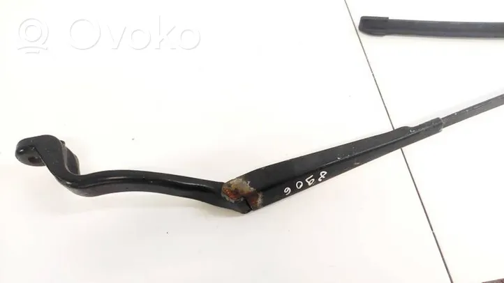 Ford S-MAX Front wiper blade arm 6M2117526AC