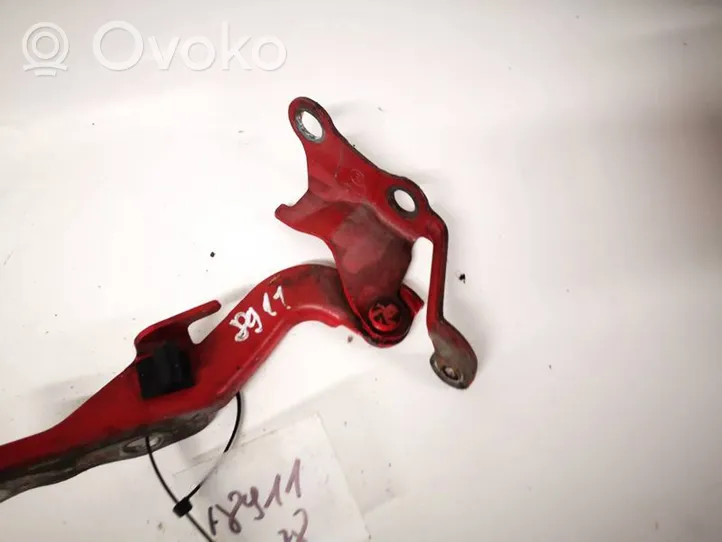 Toyota Corolla E120 E130 Engine bonnet/hood hinges 