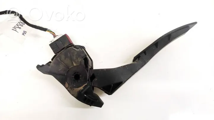 Opel Insignia A Accelerator throttle pedal 13237352