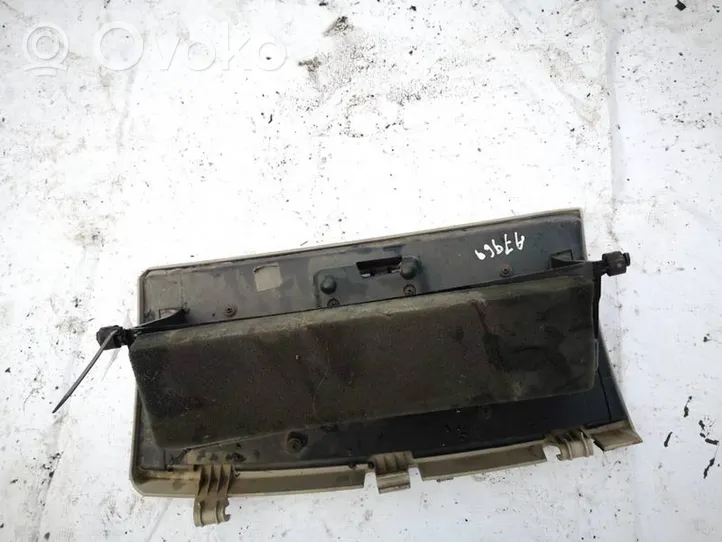 Chrysler Pacifica Glove box 