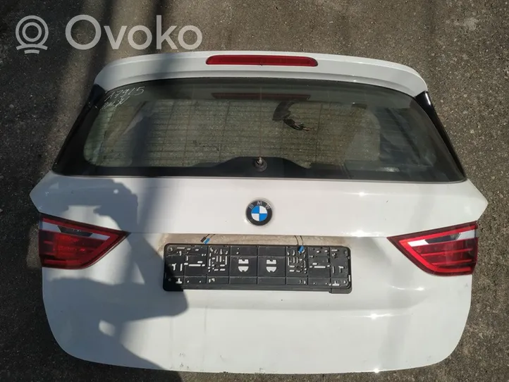 BMW 2 F22 F23 Aizmugurējais pārsegs (bagāžnieks) baltas