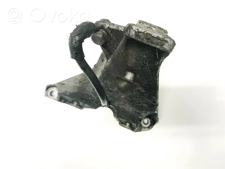 Audi A4 S4 B6 8E 8H Support, suspension du moteur 8E0199308D