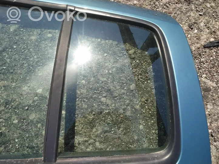 Renault Clio II Szyba karoseryjna drzwi tylnych 