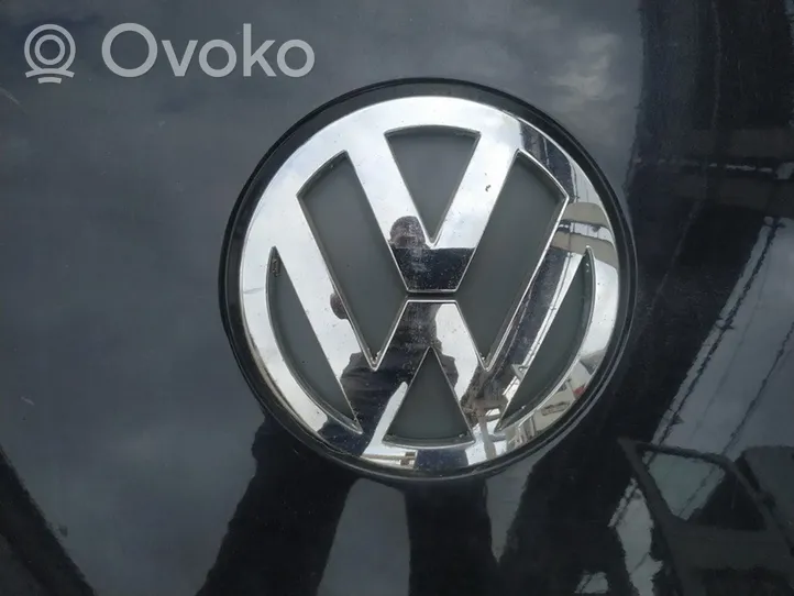 Volkswagen Touareg I Gamintojo ženkliukas 