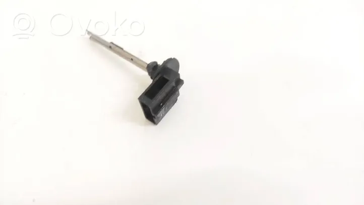 Volkswagen Tiguan Czujnik temperatury wewnętrznej 106527799