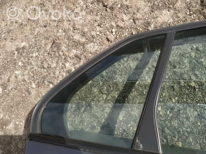 Volkswagen Jetta V Fenêtre latérale vitre arrière 