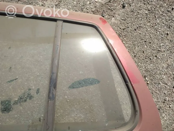 Volkswagen Golf IV Szyba karoseryjna drzwi tylnych 