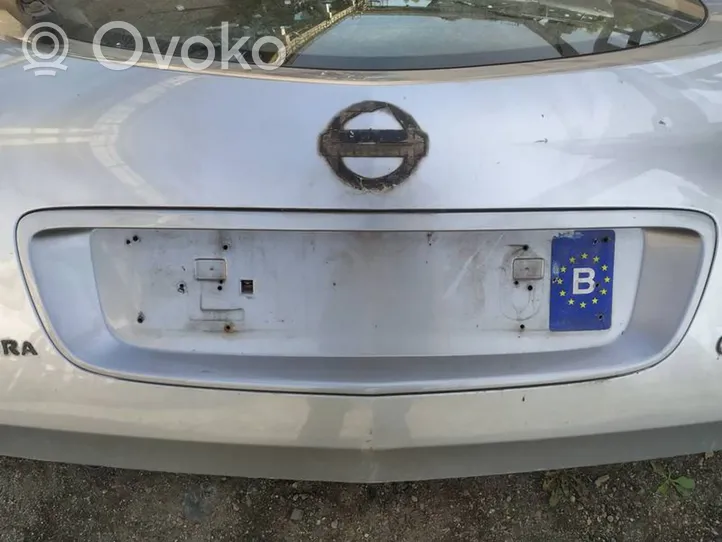 Nissan Primera Éclairage de plaque d'immatriculation 