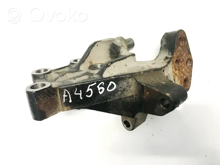 Toyota Auris 150 Engine mounting bracket 123150R020