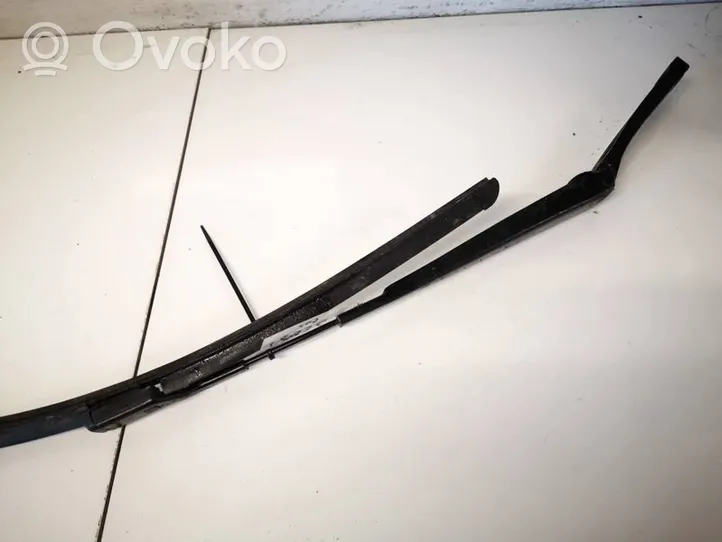 Volkswagen PASSAT B6 Front wiper blade arm 3c1955409c