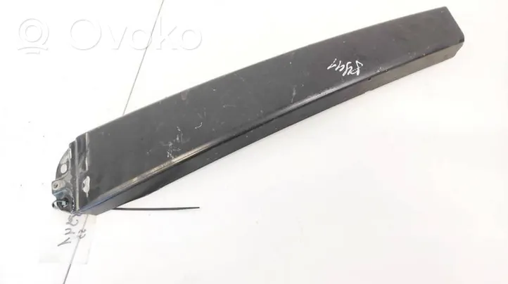 Audi A4 S4 B5 8D Rivestimento modanatura del vetro della portiera posteriore 