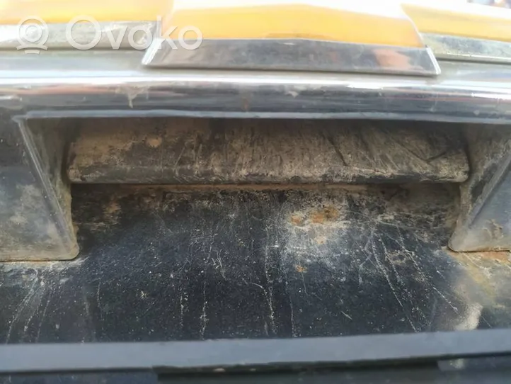 Chevrolet Captiva Poignée extérieure de hayon arrière 