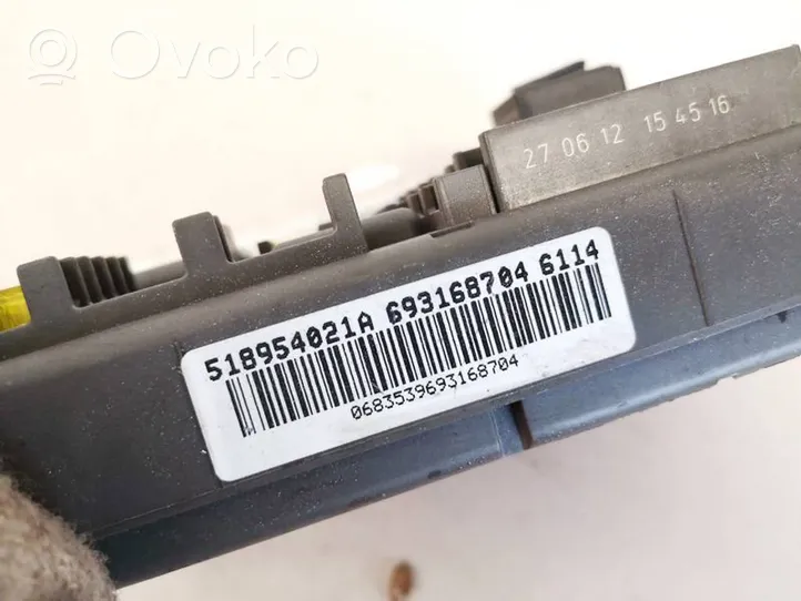 BMW X5 E70 Fuse box set 518954021a