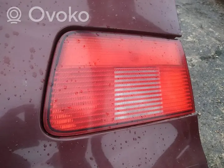 BMW 5 E39 Lampy tylnej klapy bagażnika 