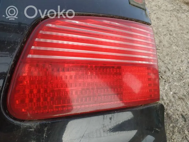 Saab 9-5 Lampy tylnej klapy bagażnika 