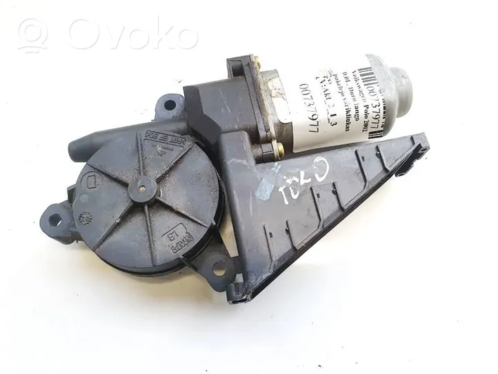 Volkswagen Polo Moteur de lève-vitre de porte avant 602959801a