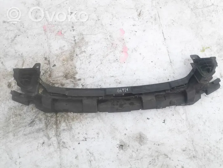 Ford Focus Support de montage de pare-chocs avant 8m5117e778